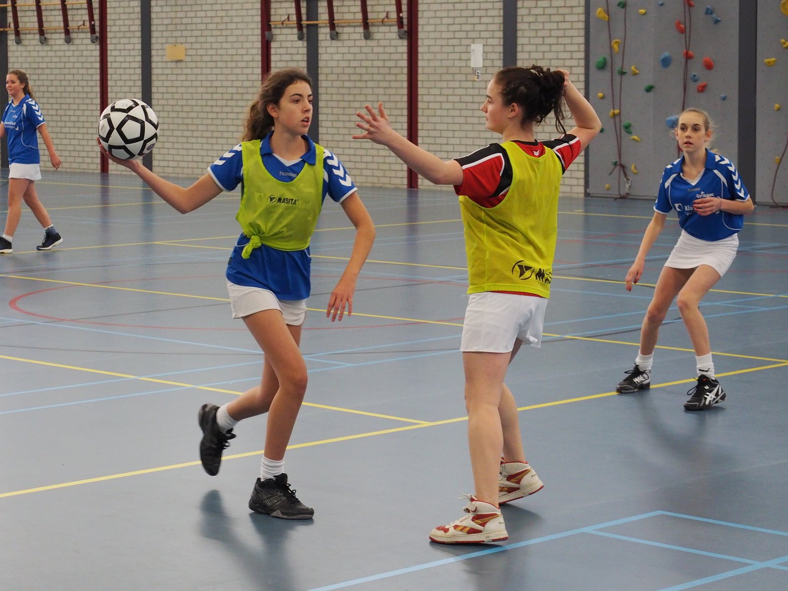 Korfbal B2_28 november-004.JPG